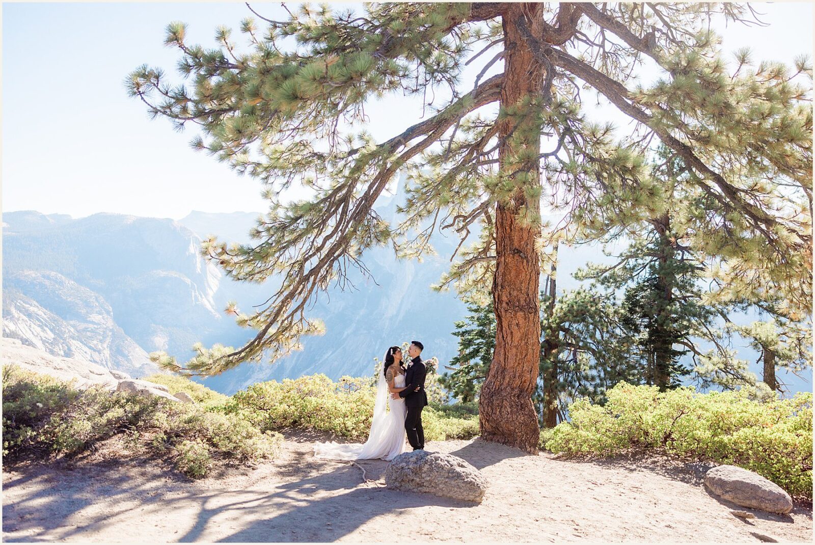yosemite-photographer_maggie-and-carlos_0062-1600x1070 Yosemite Photographer | Yosemite Elopement