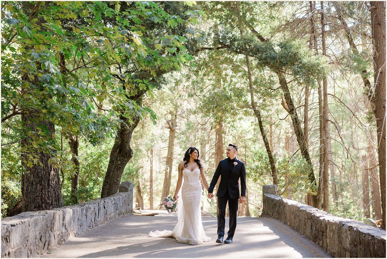 yosemite-photographer_maggie-and-carlos_0062-1600x1070 Yosemite Photographer | Yosemite Elopement