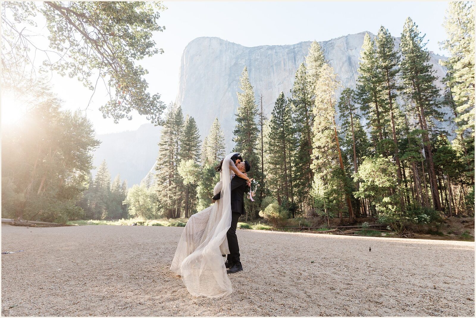 yosemite-photographer_maggie-and-carlos_0062-1600x1070 Yosemite Photographer | Yosemite Elopement