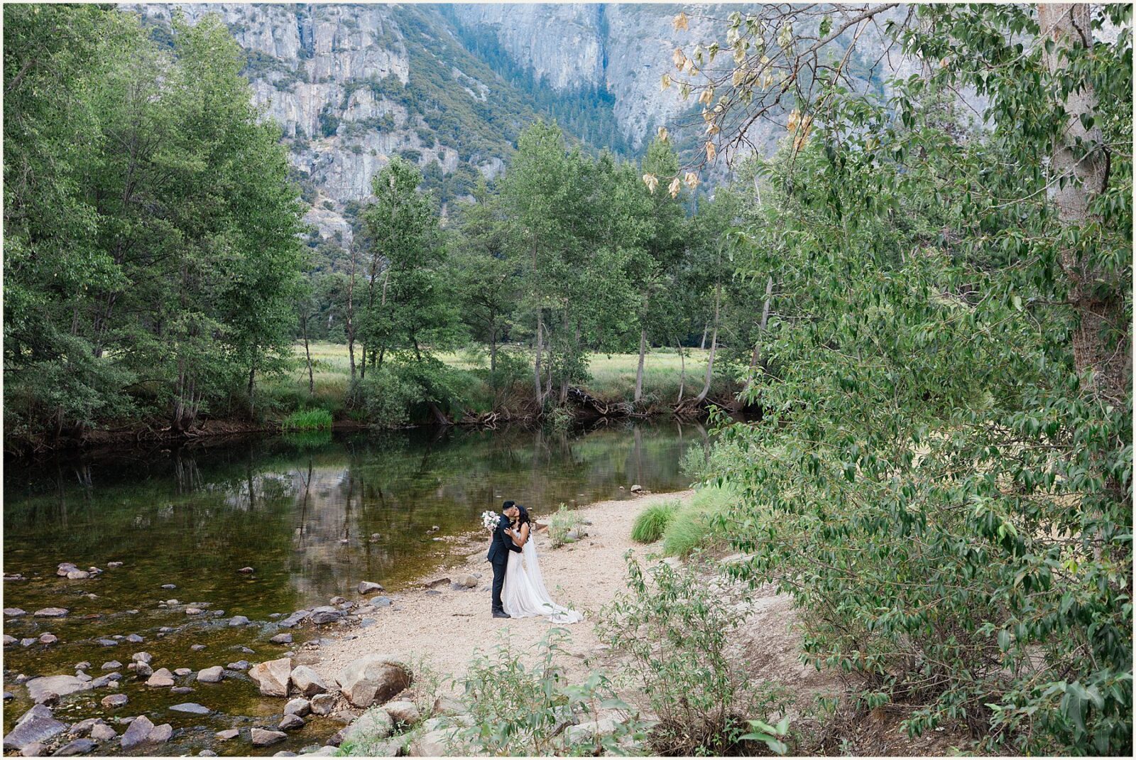 yosemite-photographer_maggie-and-carlos_0062-1600x1070 Yosemite Photographer | Yosemite Elopement