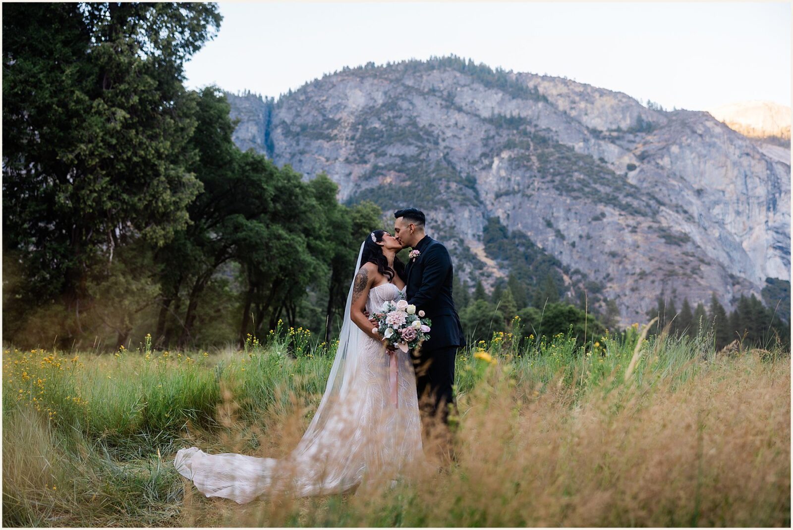 yosemite-photographer_maggie-and-carlos_0062-1600x1070 Yosemite Photographer | Yosemite Elopement
