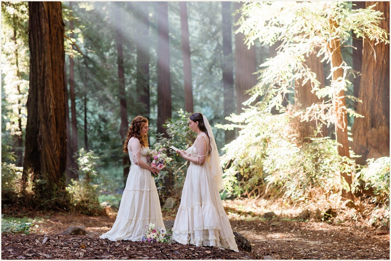 Big-Sur-Elopement-Photos_Emma-and-McKayla_0063-1600x1069 Big Sur Elopement Photos: A Coastal Love Story
