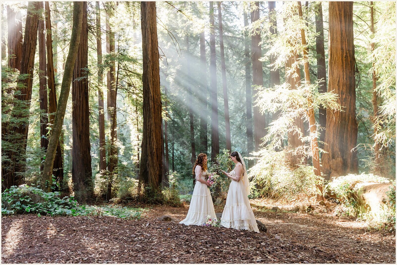 Big-Sur-Elopement-Photos_Emma-and-McKayla_0063-1600x1069 Big Sur Elopement Photos: A Coastal Love Story