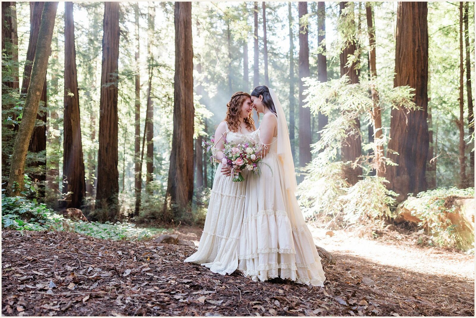 Big-Sur-Elopement-Photos_Emma-and-McKayla_0063-1600x1069 Big Sur Elopement Photos: A Coastal Love Story