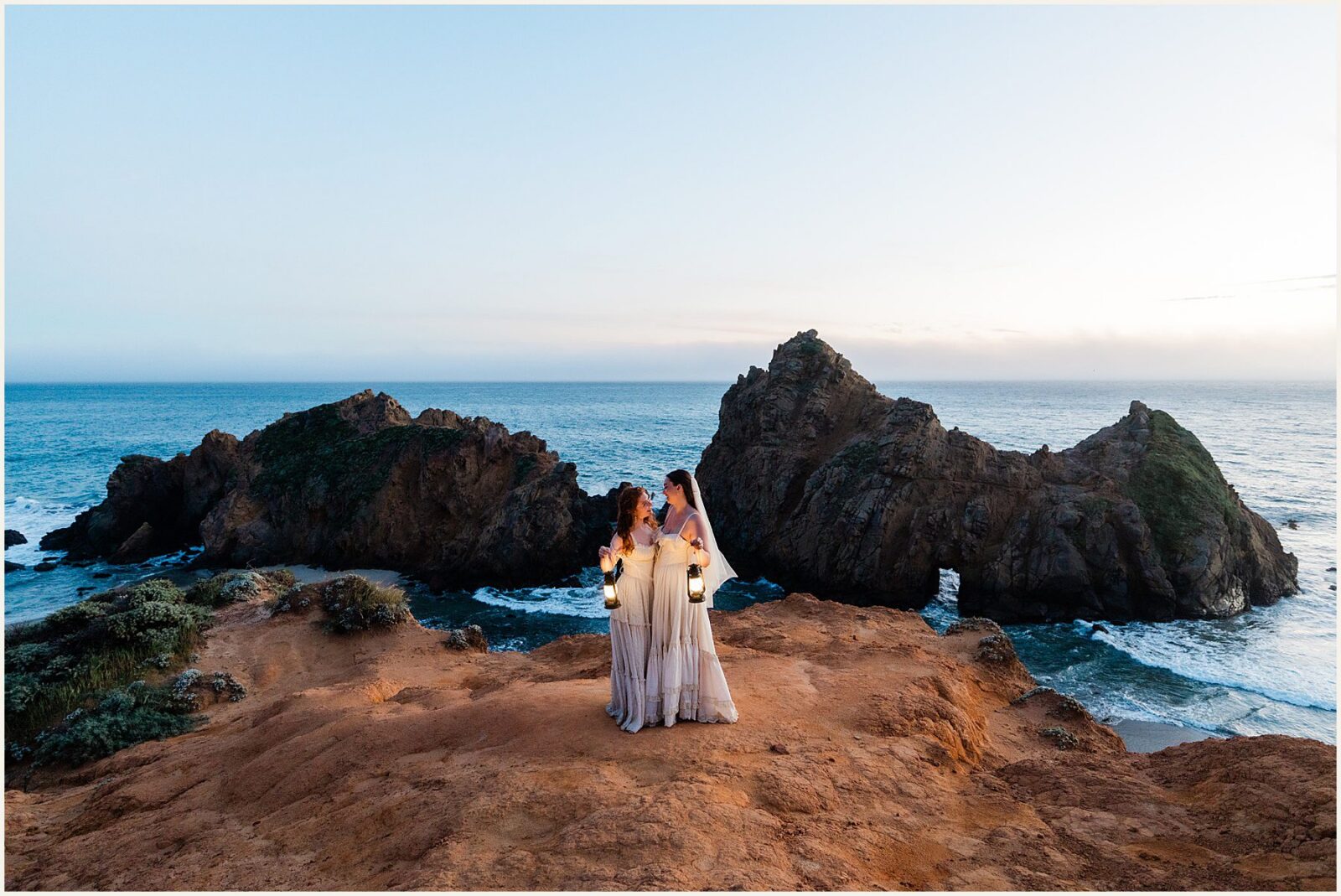 Big-Sur-Elopement-Photos_Emma-and-McKayla_0063-1600x1069 Big Sur Elopement Photos: A Coastal Love Story