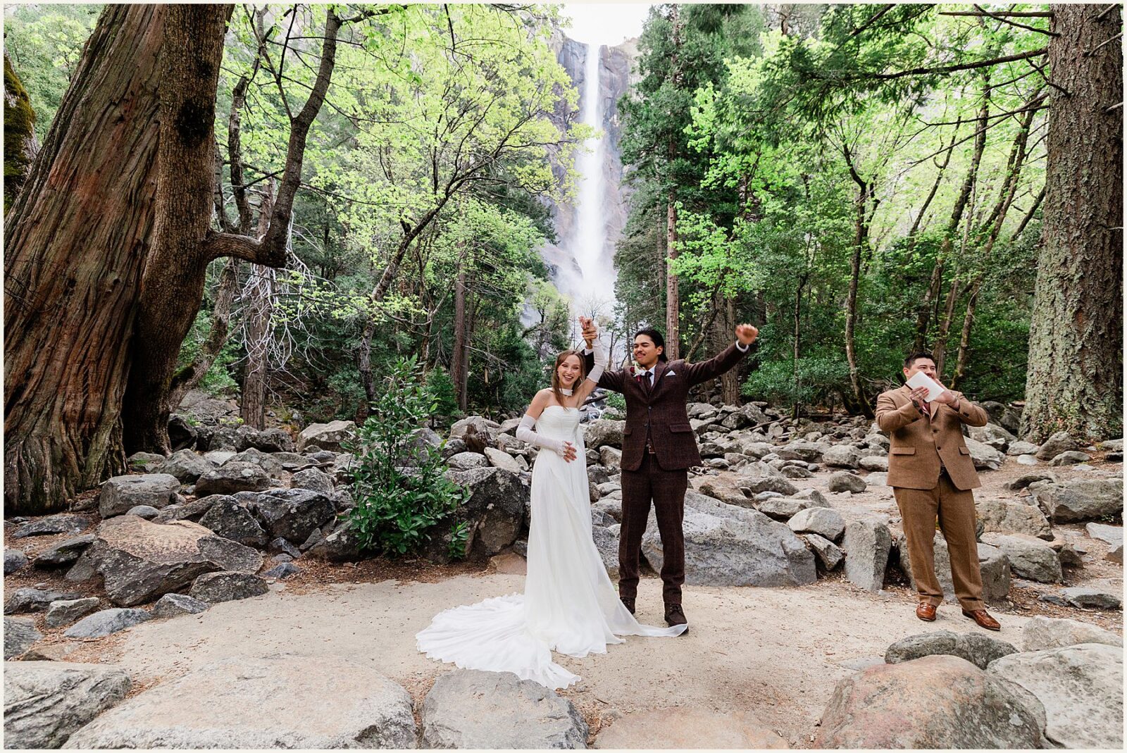 Yosemite-Intimate-Wedding_Grace-and-Kane_0053-1600x1201 Yosemite Intimate Wedding at Waterfalls in Spring