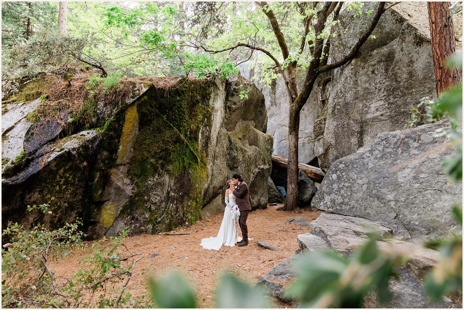 Yosemite-Intimate-Wedding_Grace-and-Kane_0053-1600x1201 Yosemite Intimate Wedding at Waterfalls in Spring
